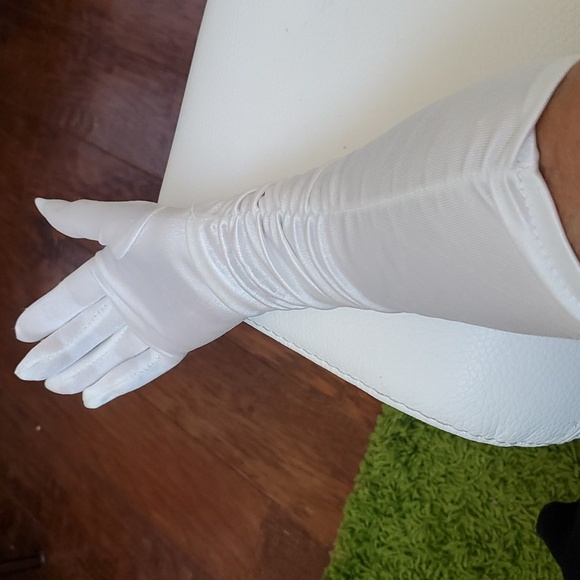 Accessories - Women's fashion gloves,white